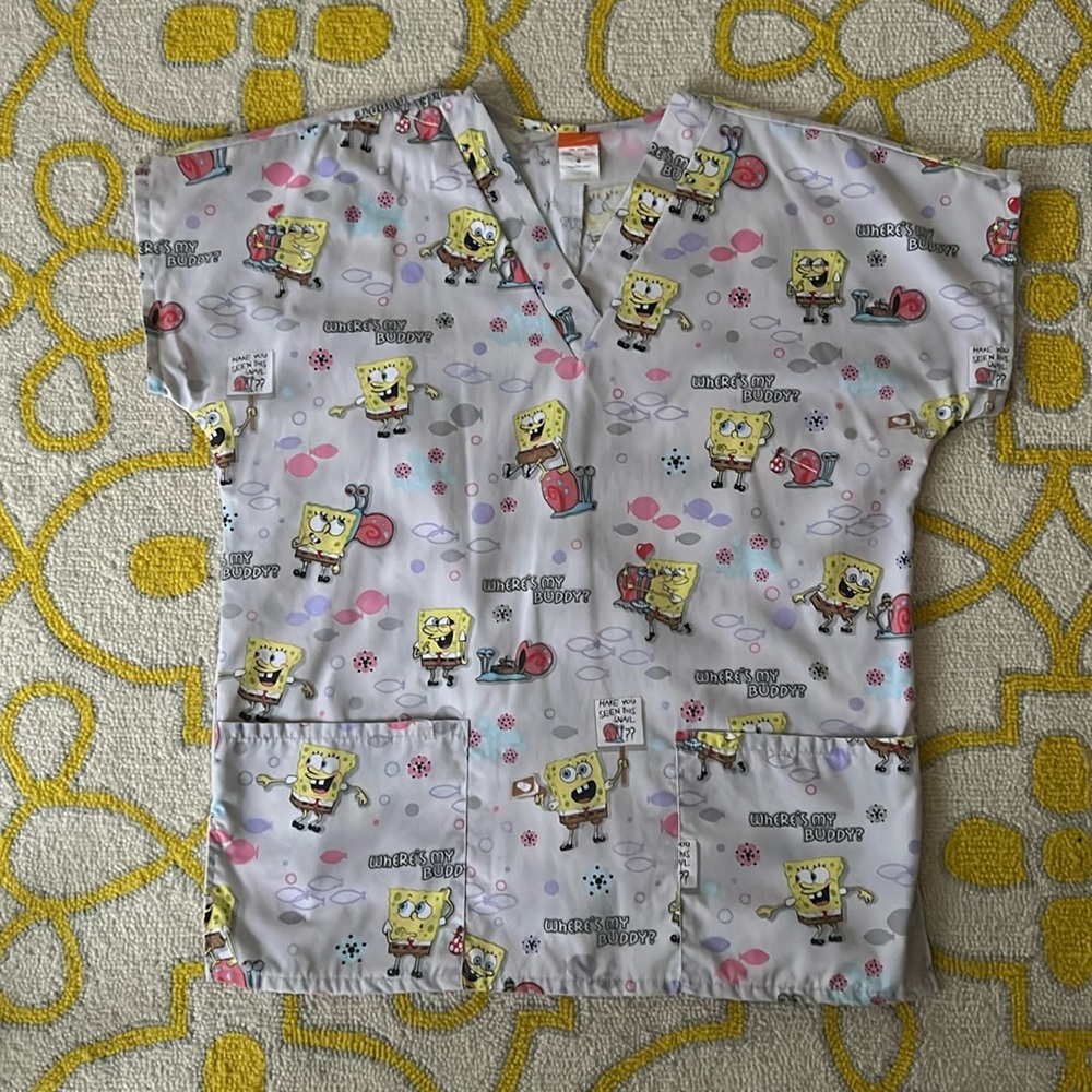 SpongeBob Scrub Top. Sz M